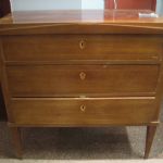 439 1928 CHEST OF DRAWERS